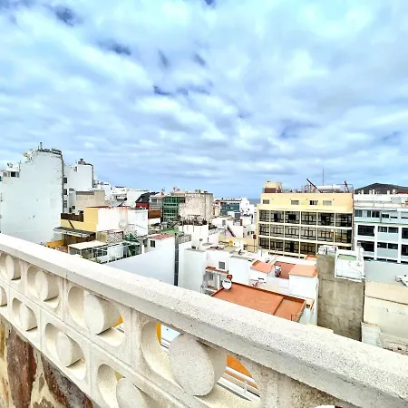 Triple Interior Studio. Wifi, 1 Minute Walk From Las Canteras Beach * Λας Πάλμας ντε Γκραν Κανάρια