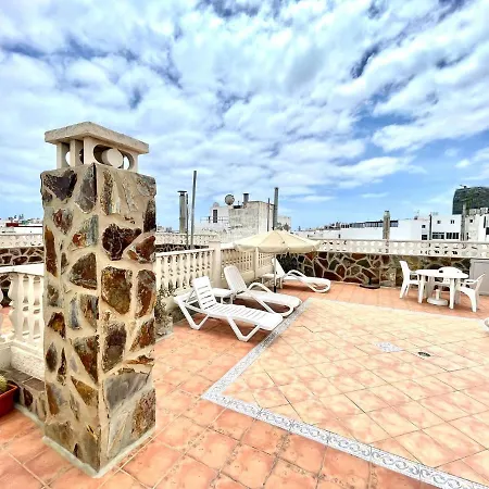 Apartment Triple Interior Studio. Wifi, 1 Minute Walk From Las Canteras Beach *