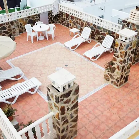 Triple Interior Studio. Wifi, 1 Minute Walk From Las Canteras Beach *