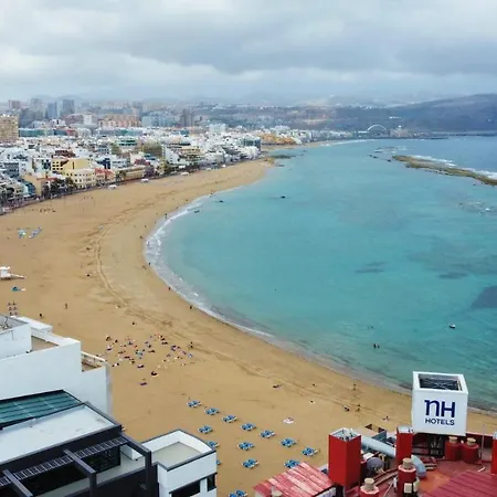 Triple Interior Studio. Wifi, 1 Minute Walk From Las Canteras Beach Apartment Las Palmas de Gran Canaria