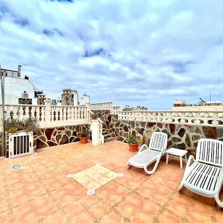 Triple Interior Studio. Wifi, 1 Minute Walk From Las Canteras Beach Apartment